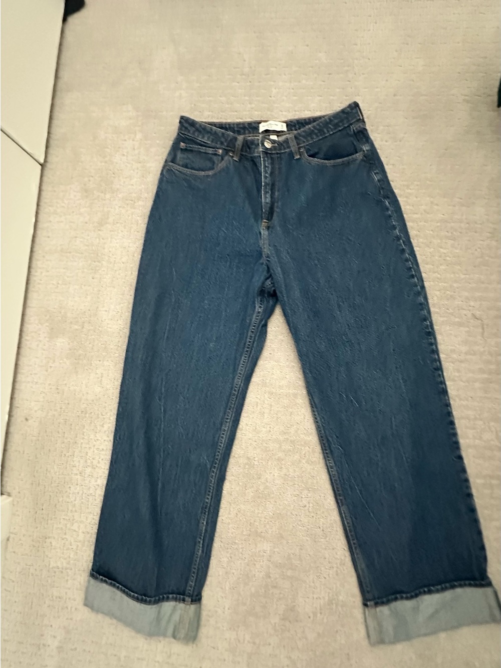 Abercrombie Curve Love High Rise Loose Cuffed Jeans Size 32 Blue Denim - Picture 3 of 3